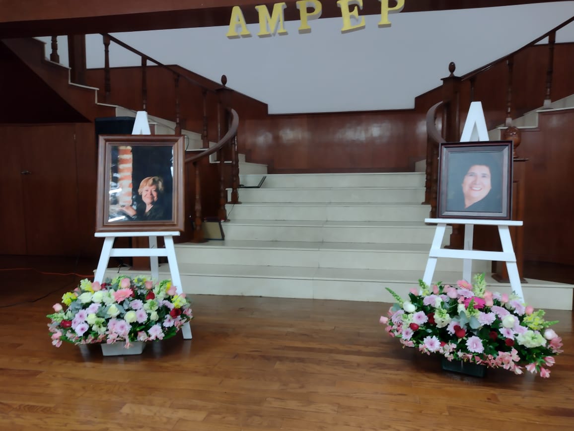 Emotivo homenaje póstumo a las maestras María Luisa Dávila Marín y Sylvia Elena Balbuena Vivas
