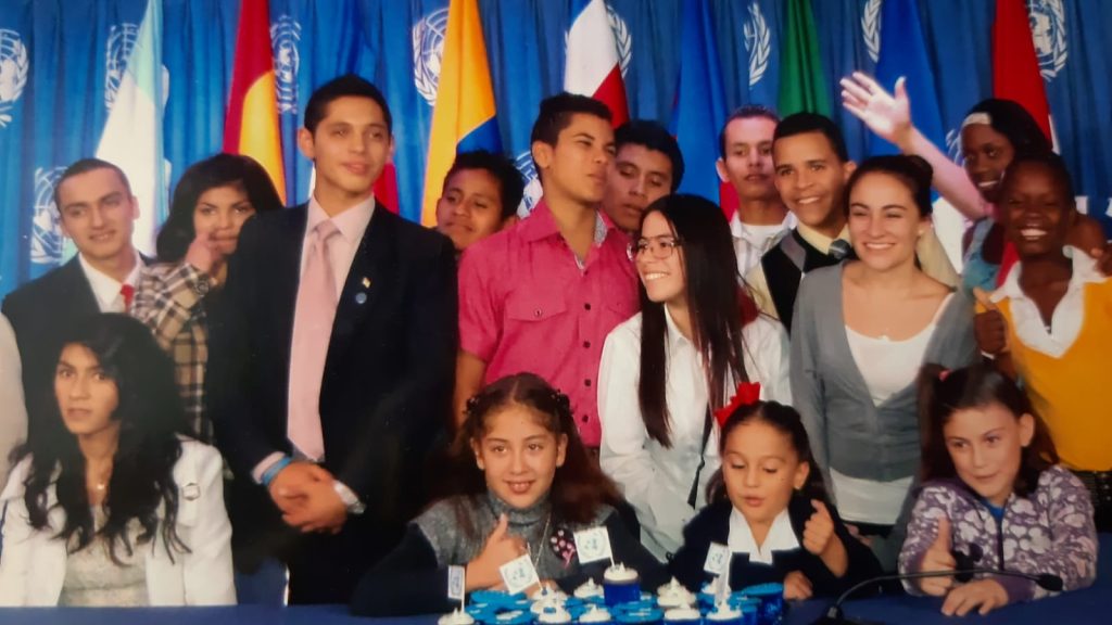 Jimena Mora Ayón EMBAJADORA DE LA ONU